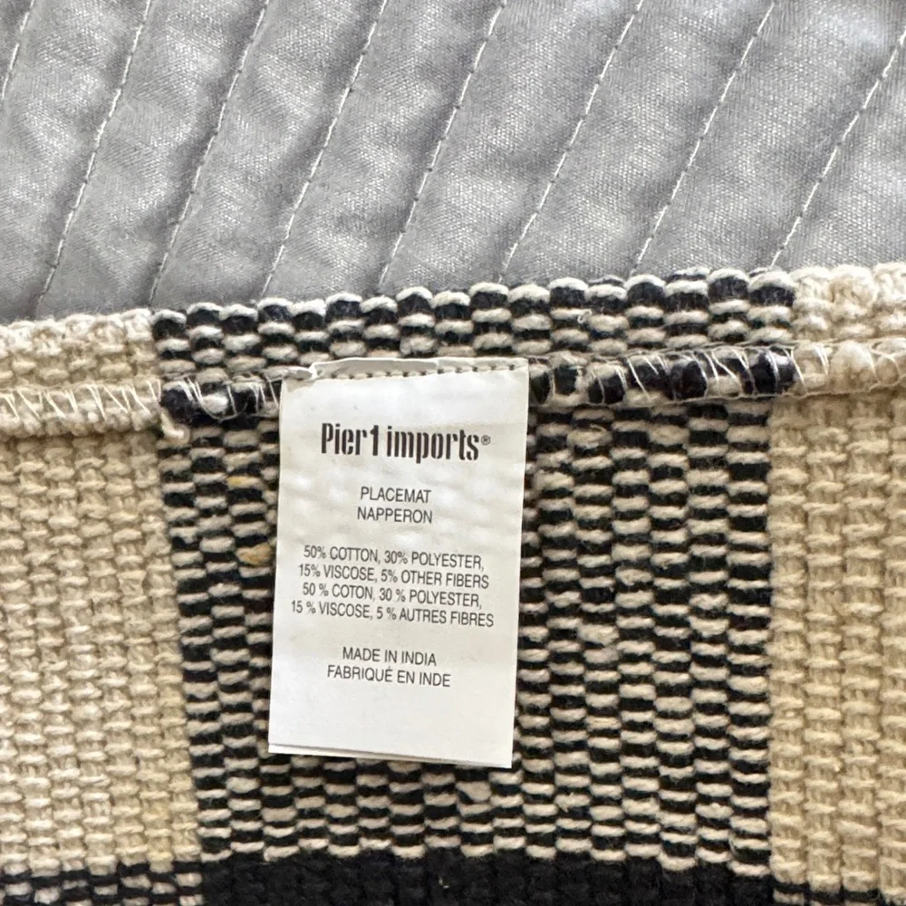 Pier 1 Black and Cream Checkered Placemats set of 6.